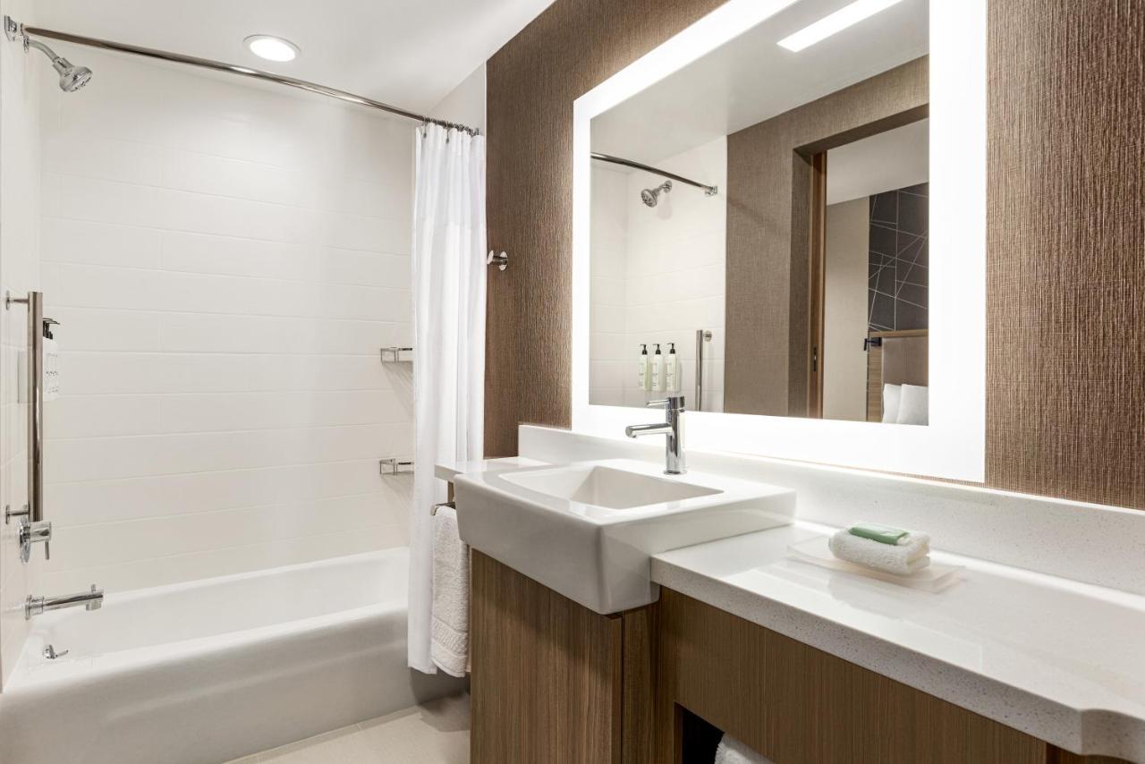 Springhill Suites By Marriott Camp Hill Exterior foto